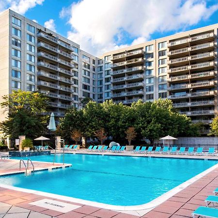 Style And Convenience Apartment At Crystal City Arlington Eksteriør billede