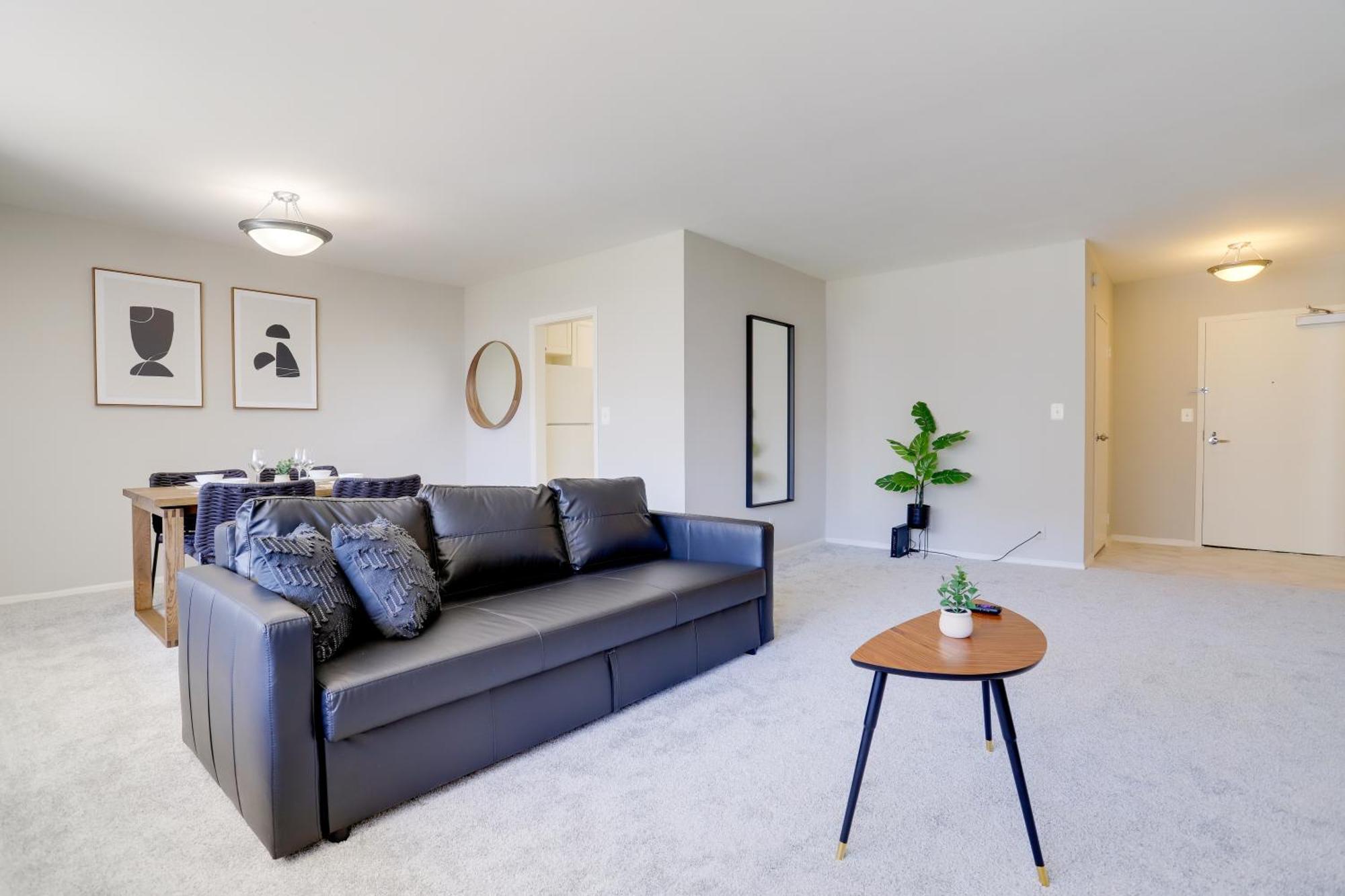 Style And Convenience Apartment At Crystal City Arlington Eksteriør billede