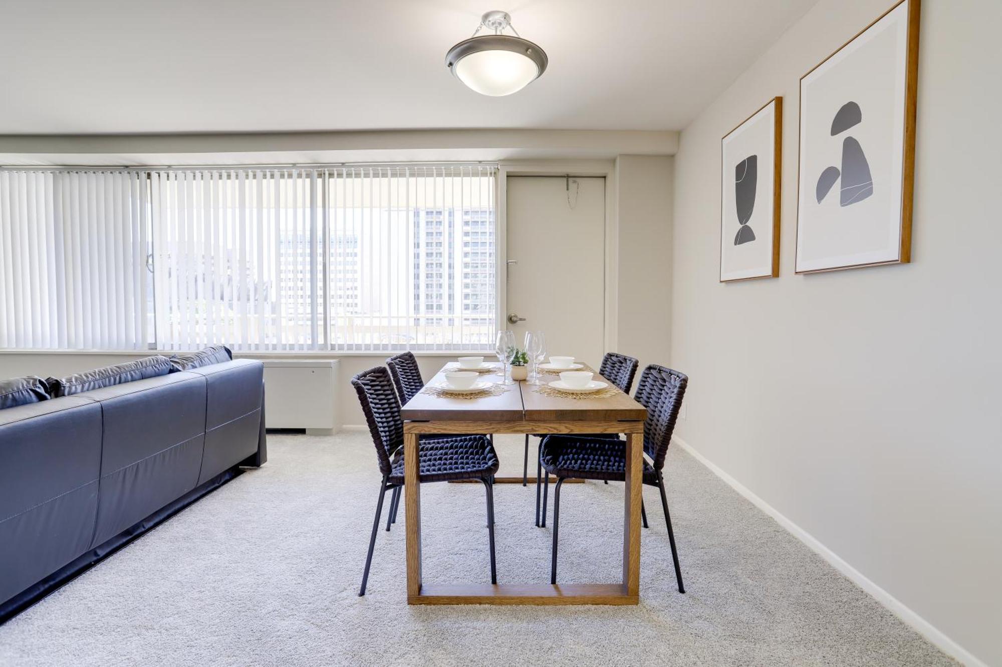 Style And Convenience Apartment At Crystal City Arlington Eksteriør billede