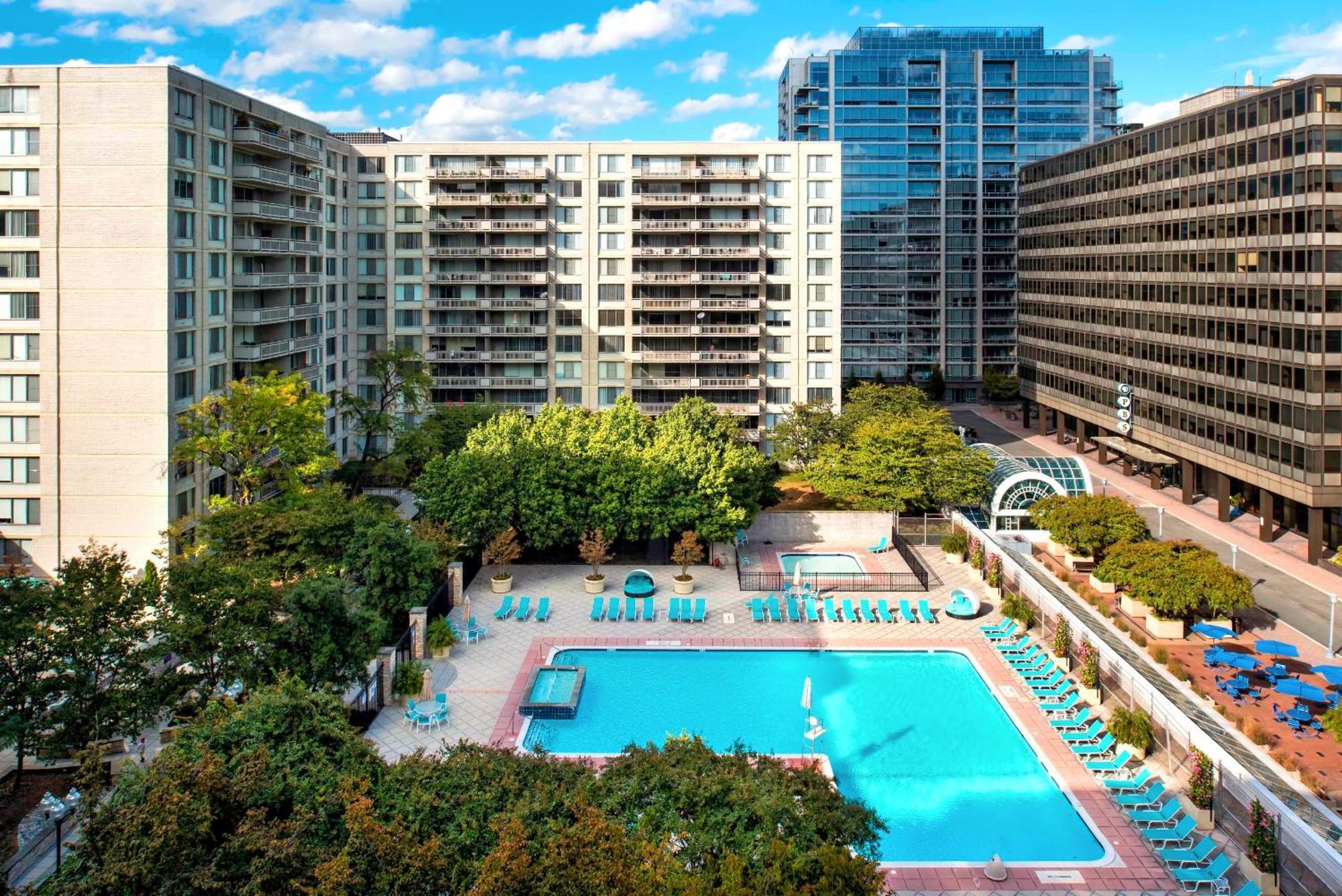 Style And Convenience Apartment At Crystal City Arlington Eksteriør billede